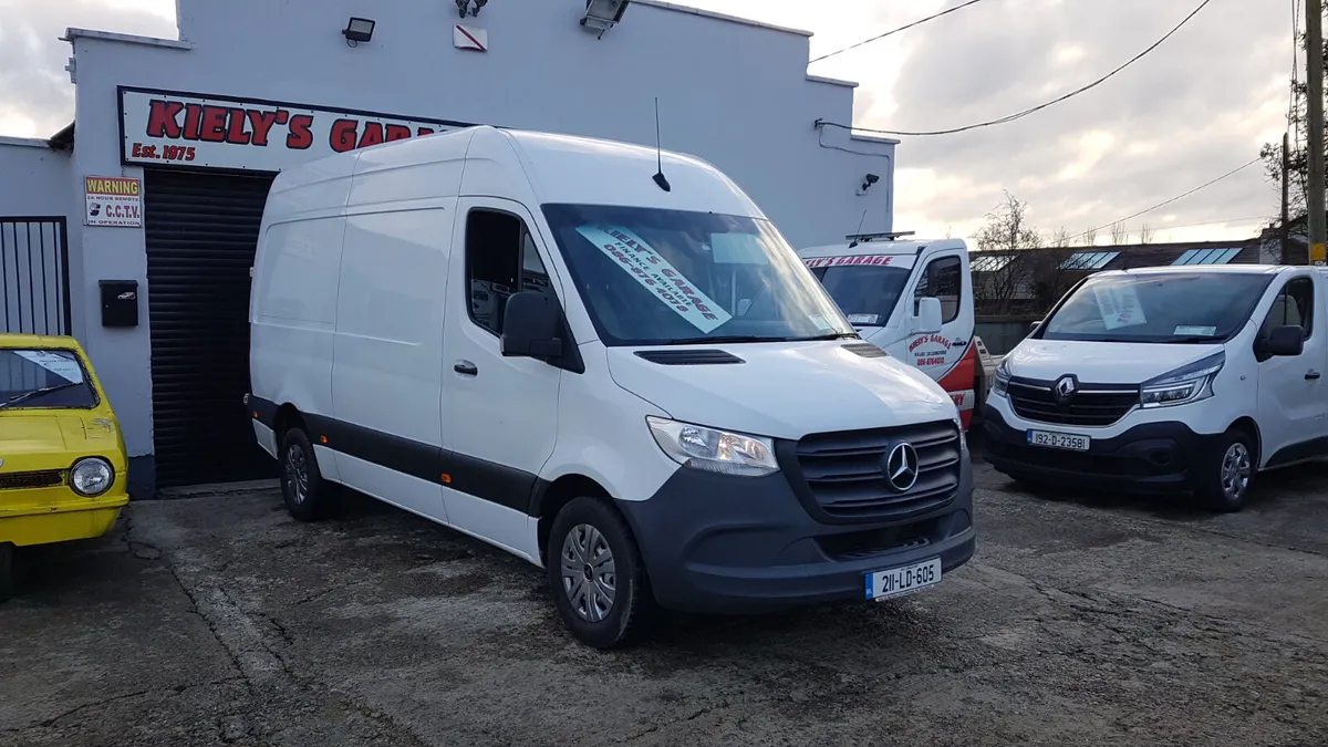 Mercedes-Benz Sprinter 2021 MWB MINT NO VAT - Image 1