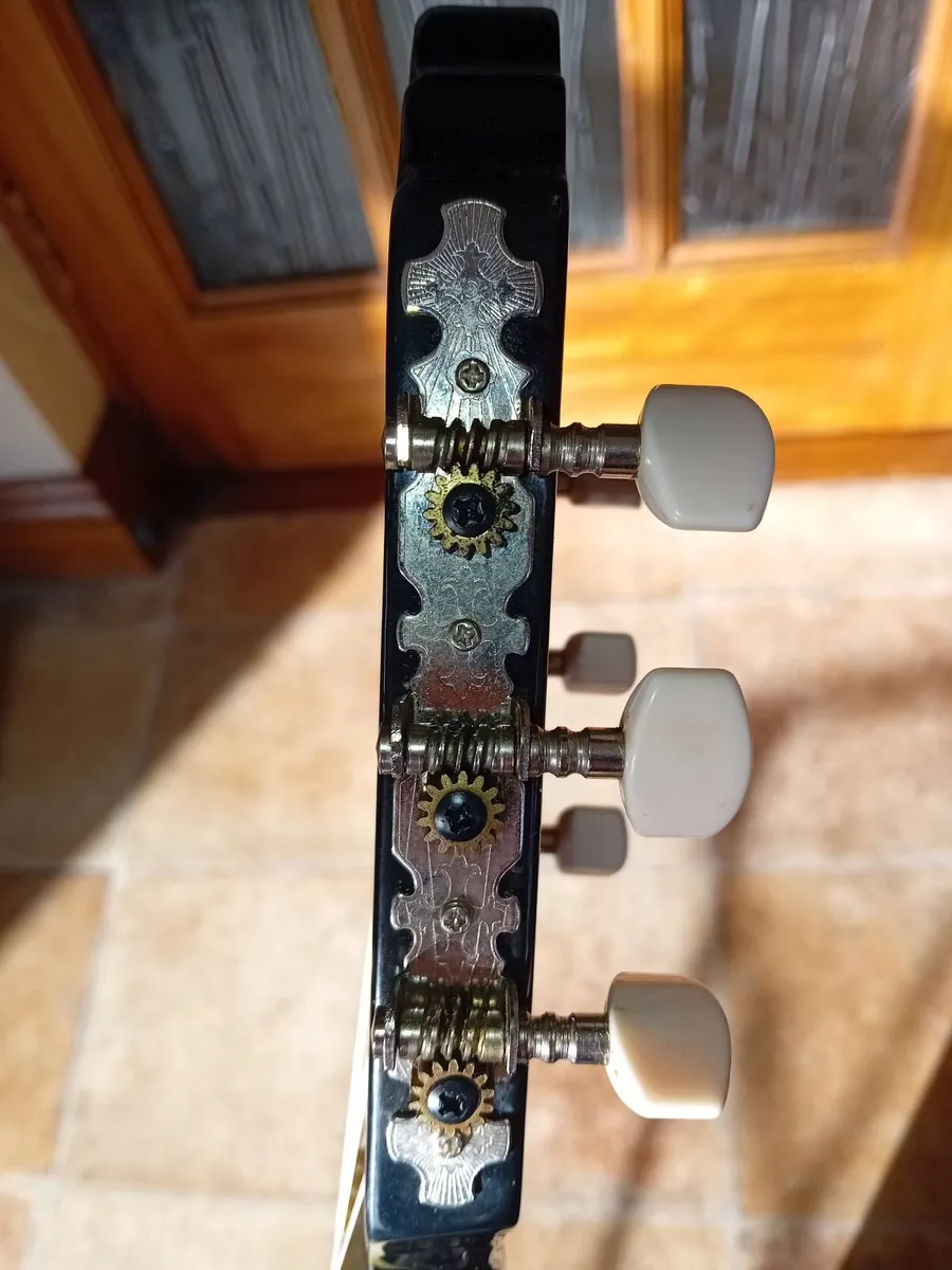 Guitar for sale - Image 3