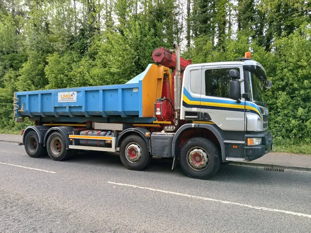 Scania P410 8x4 hookloader - Image 1