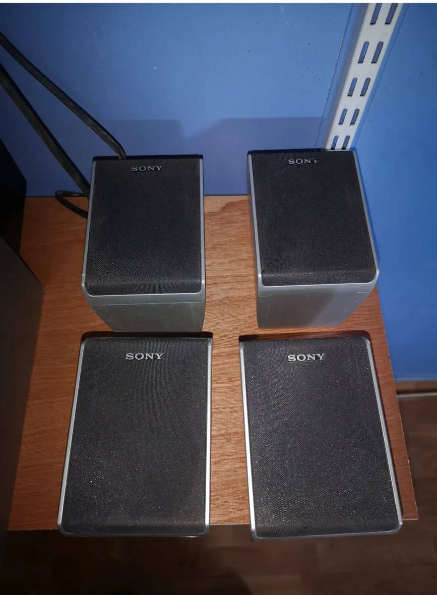 Speakers - Image 2
