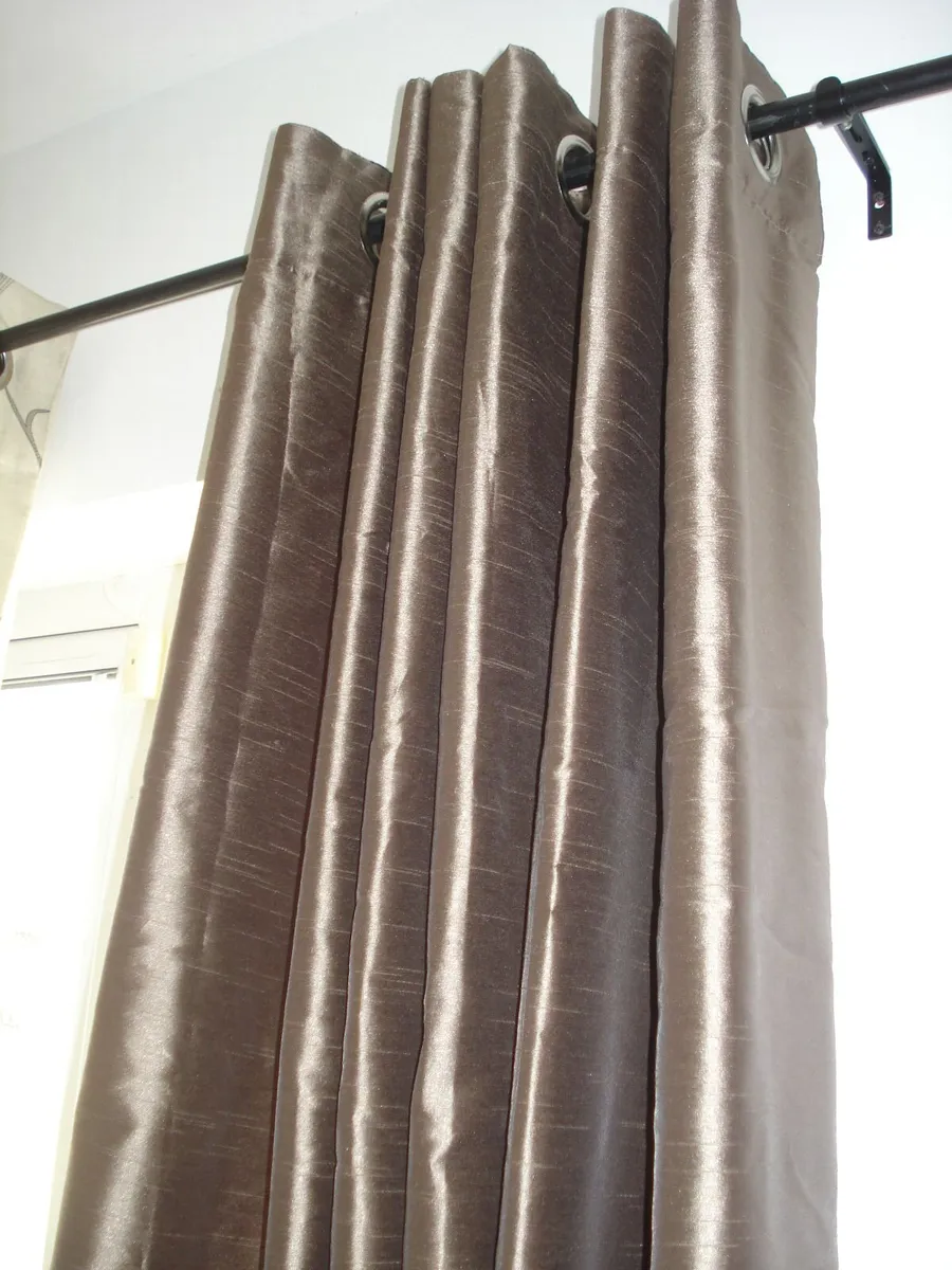 1 PAIR BRONZE EYELET CURTAINS. 90 x 90 inches. - Image 4