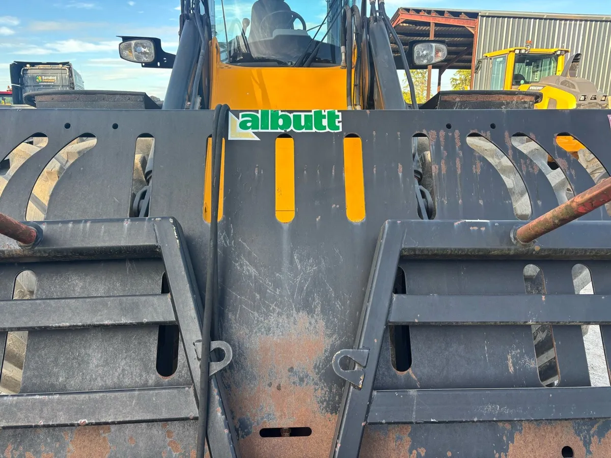 Albutt 14ft folding silage fork - Image 3