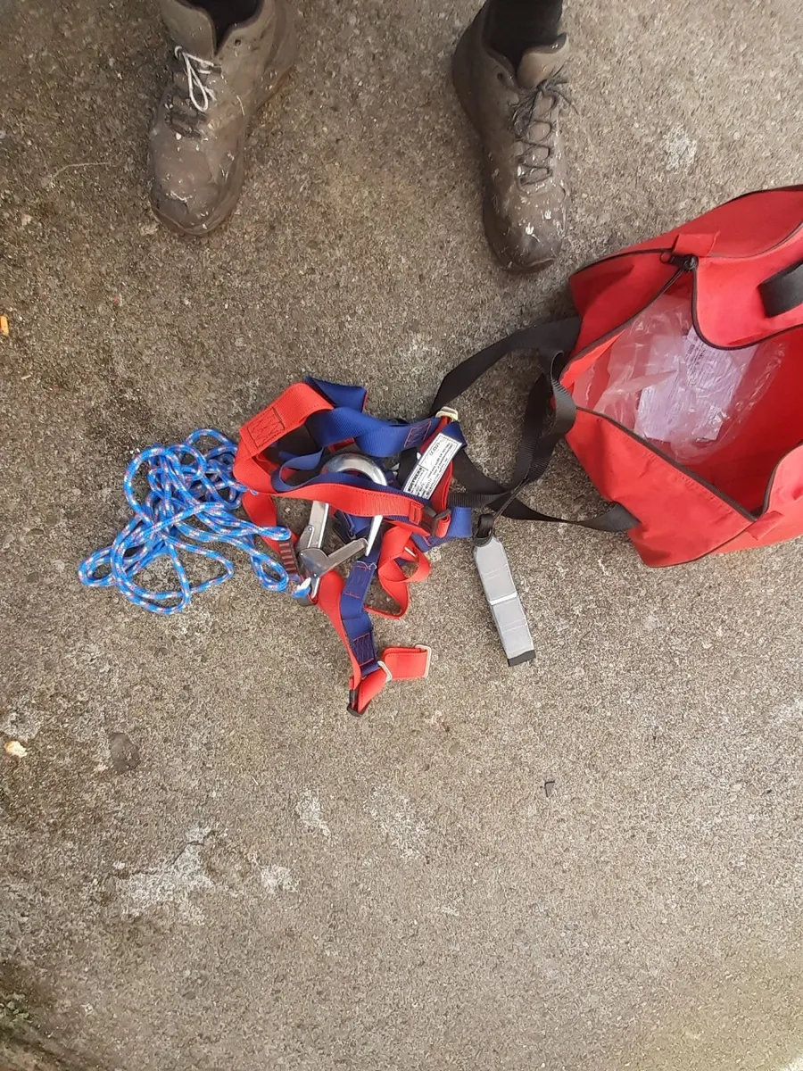safety harness - Image 3