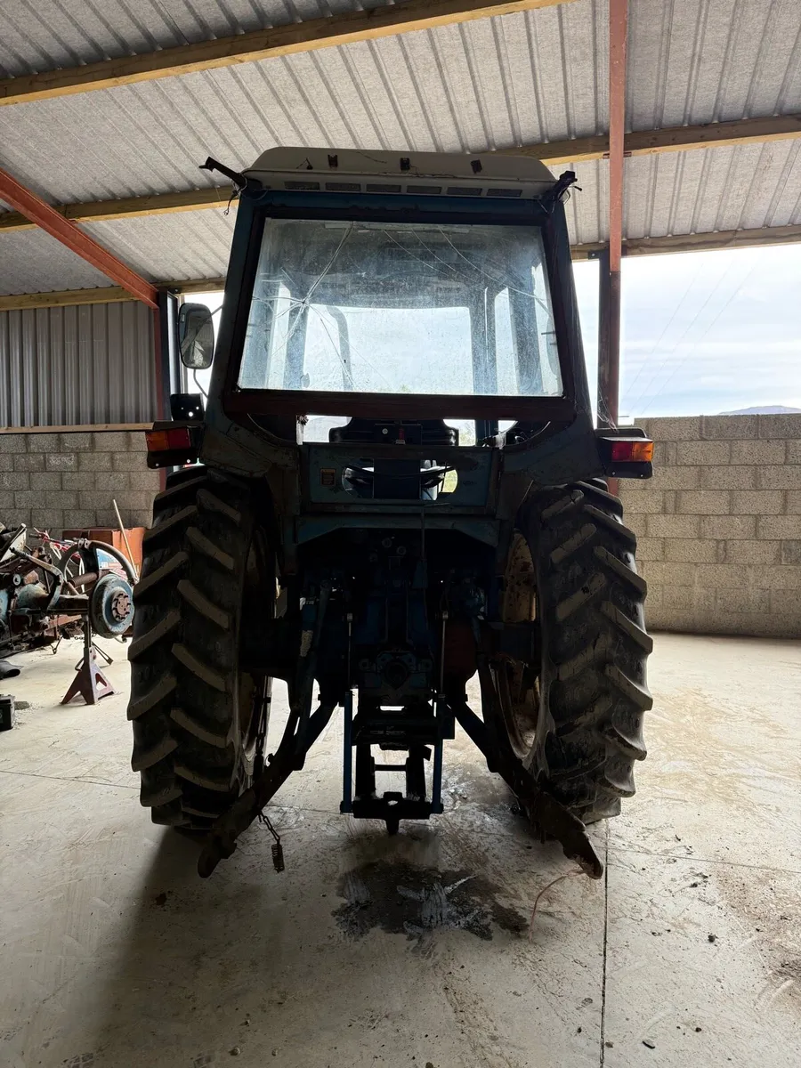 Ford 7600 - Image 4