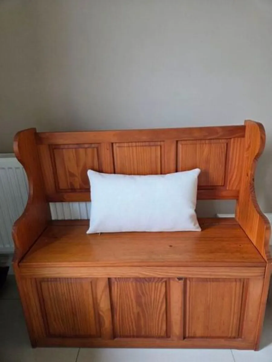 Monk bench