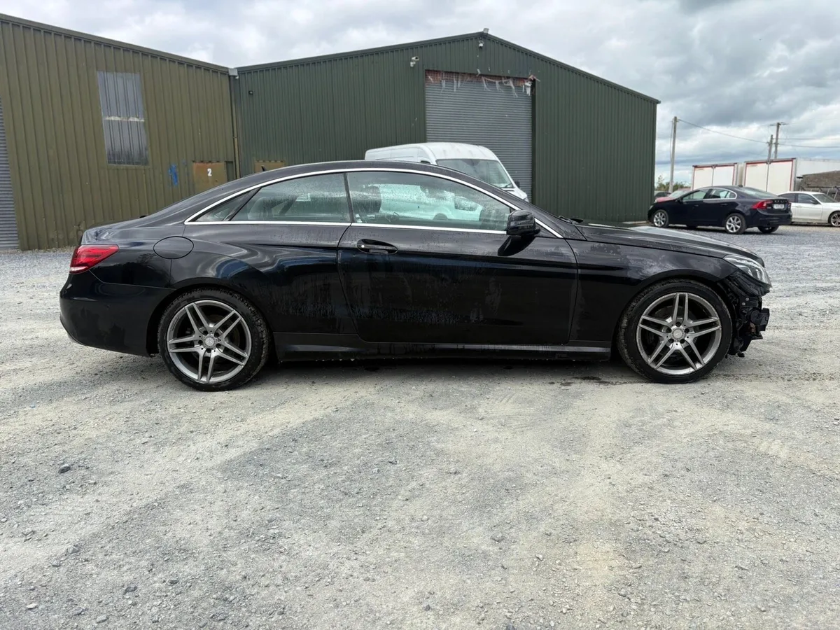 2015 Mercedes E220 diesel - Image 3