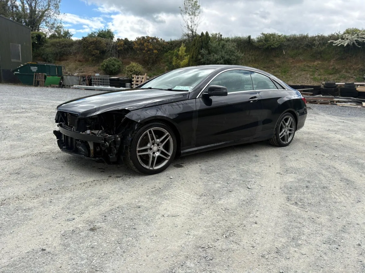 2015 Mercedes E220 diesel - Image 4
