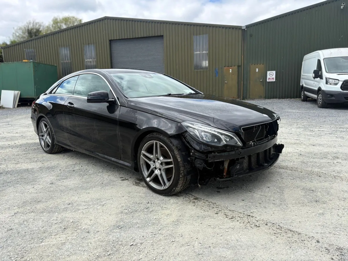 2015 Mercedes E220 diesel - Image 1