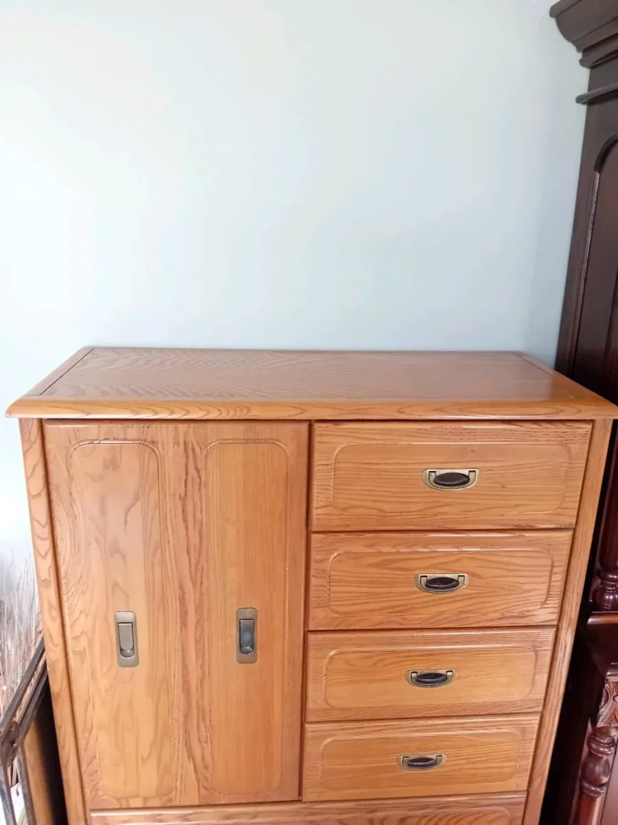 Furniture - Image 3