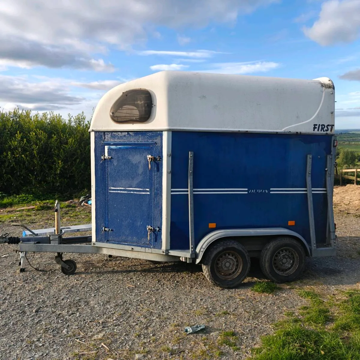 Cheval libre double horse box