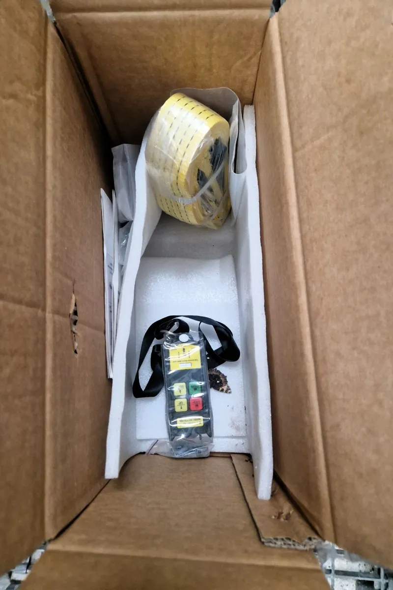 Electric Hoist, 249.5 kg Lifting Capacity 510W - Image 2