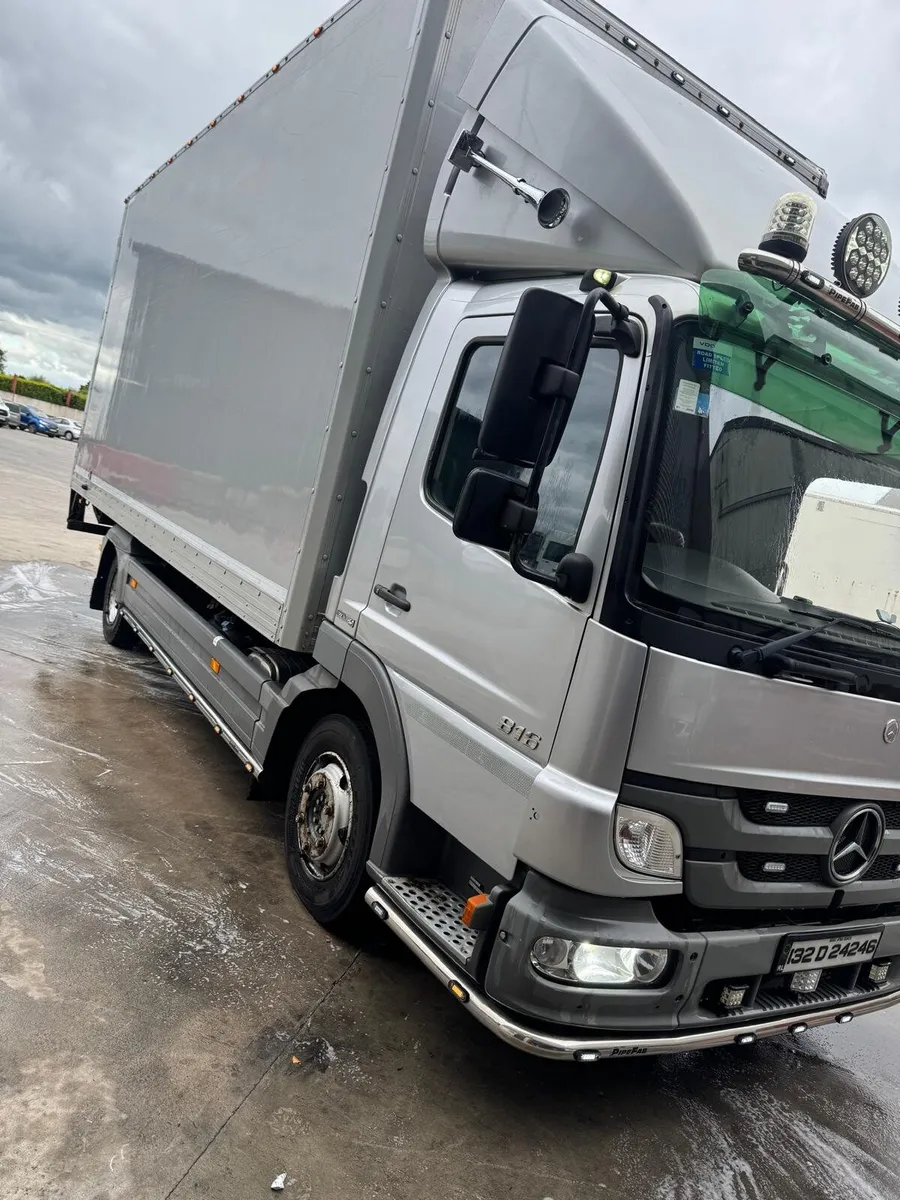 Mercedes atego - Image 1