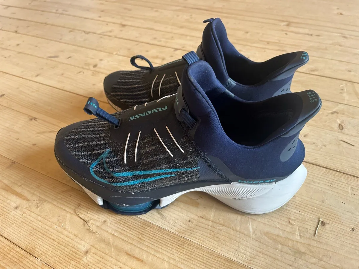 Nike Air Zoom Tempo NEXT% FlyEase size 11 UK Men's - Image 1