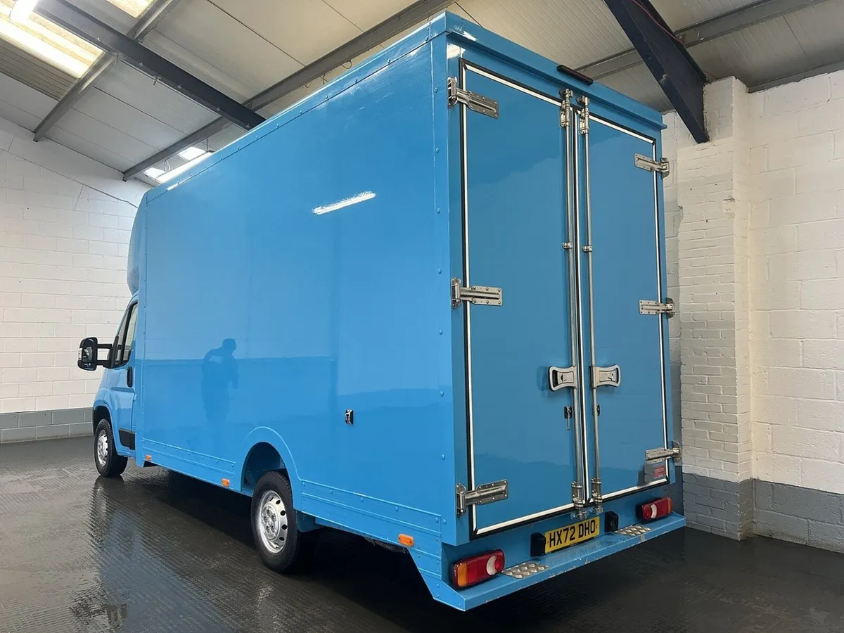 2022 Peugeot Boxer Luton Box Van - Image 4