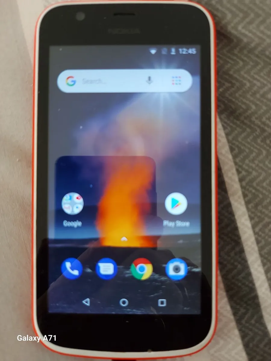 Nokia 1 Mobile Phone, Model TA-1060, 8GB, RED - Image 1