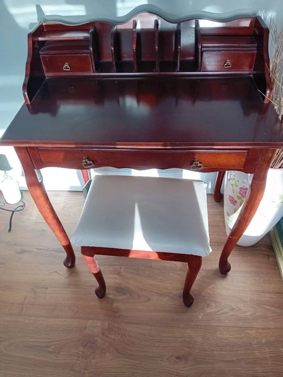 Dresser - Image 3