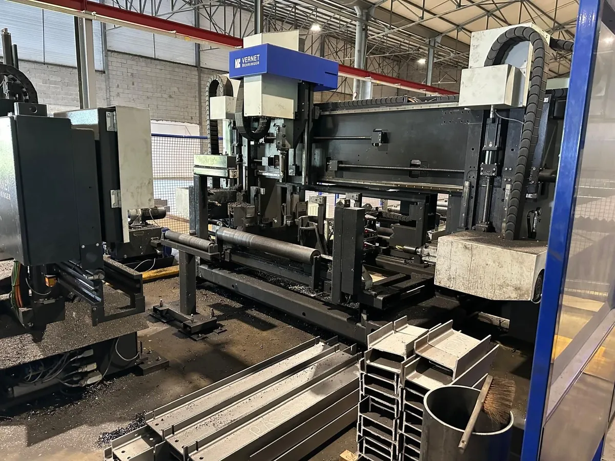 Vernet Behringer HD 412S/HBE 320/523 Saw/Drill - Image 1