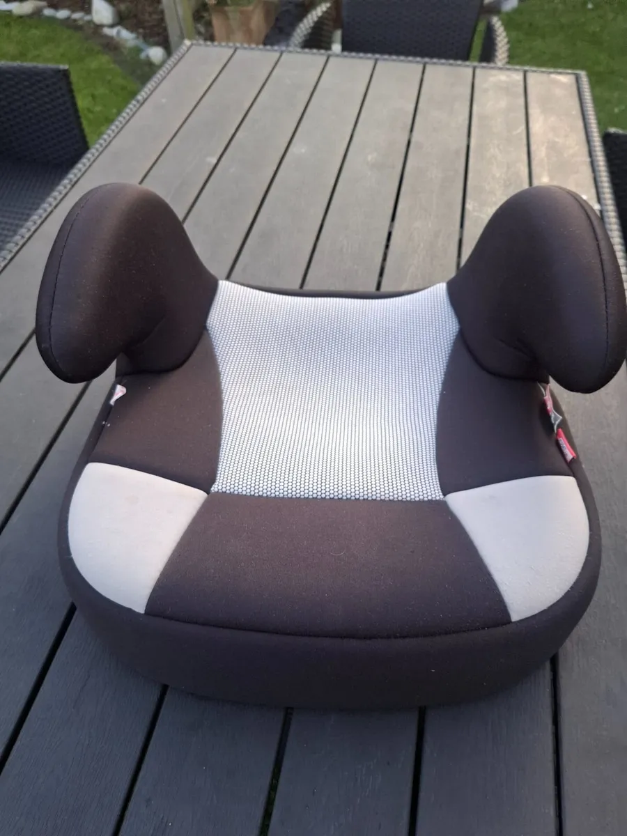 Booster seat - Image 2