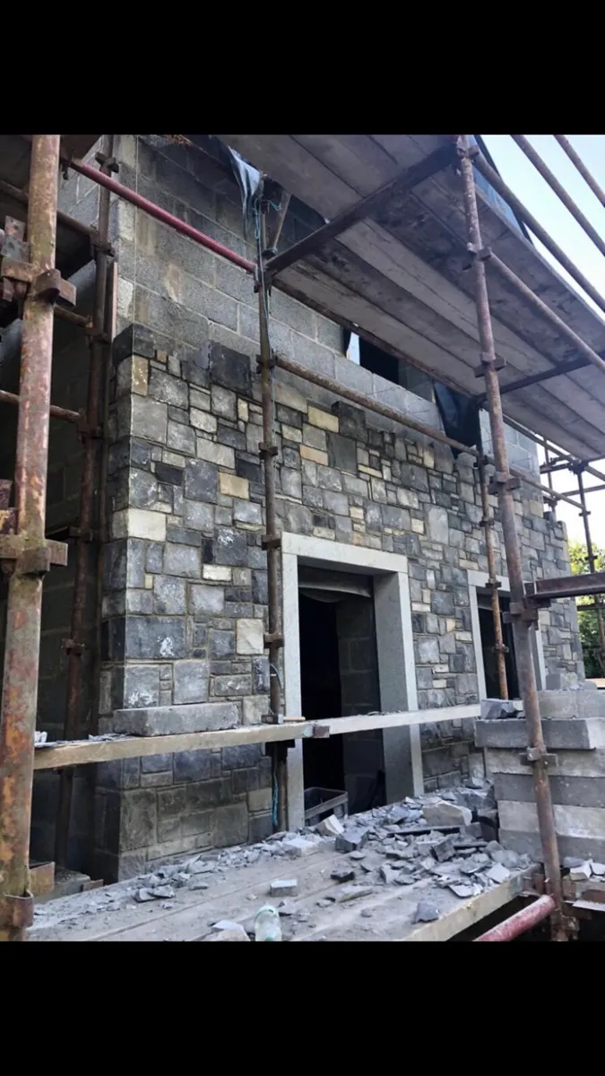 Bricks blocks and stone building - Image 1