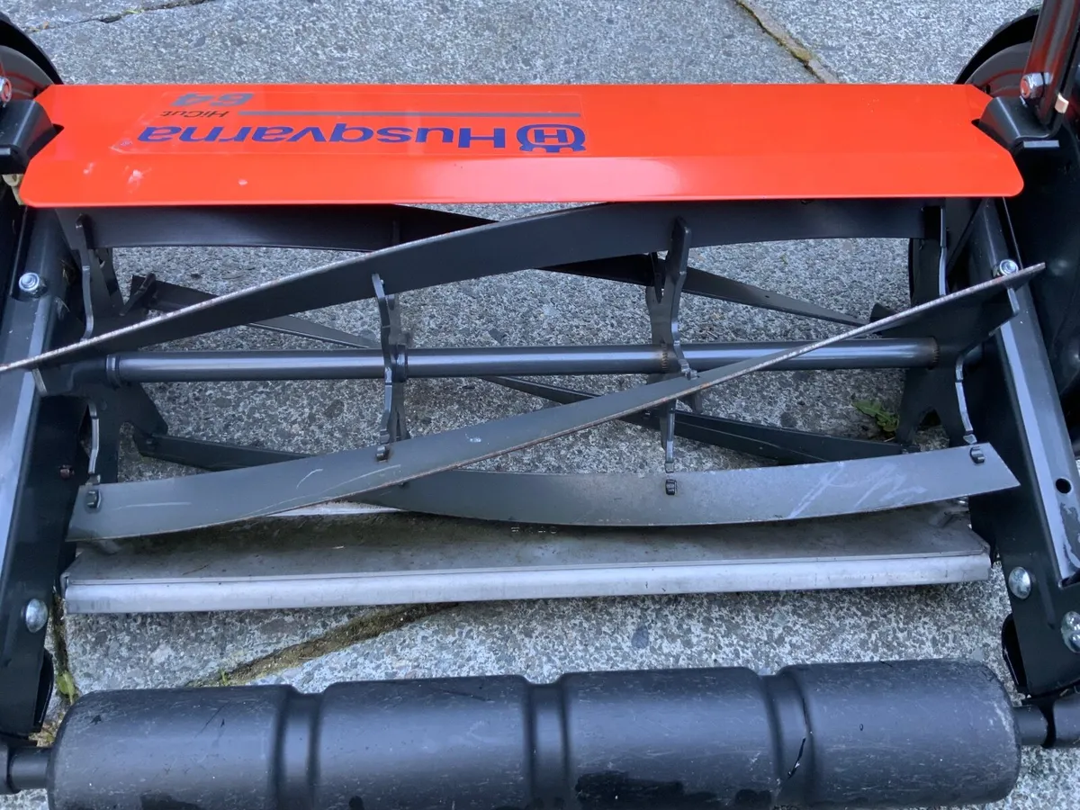 Husqvarna Push Lawnmower - Image 3