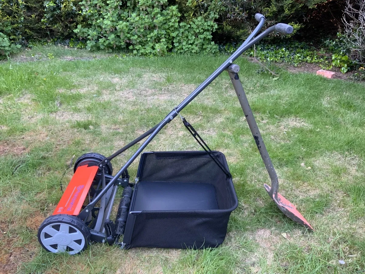 Husqvarna Push Lawnmower - Image 4