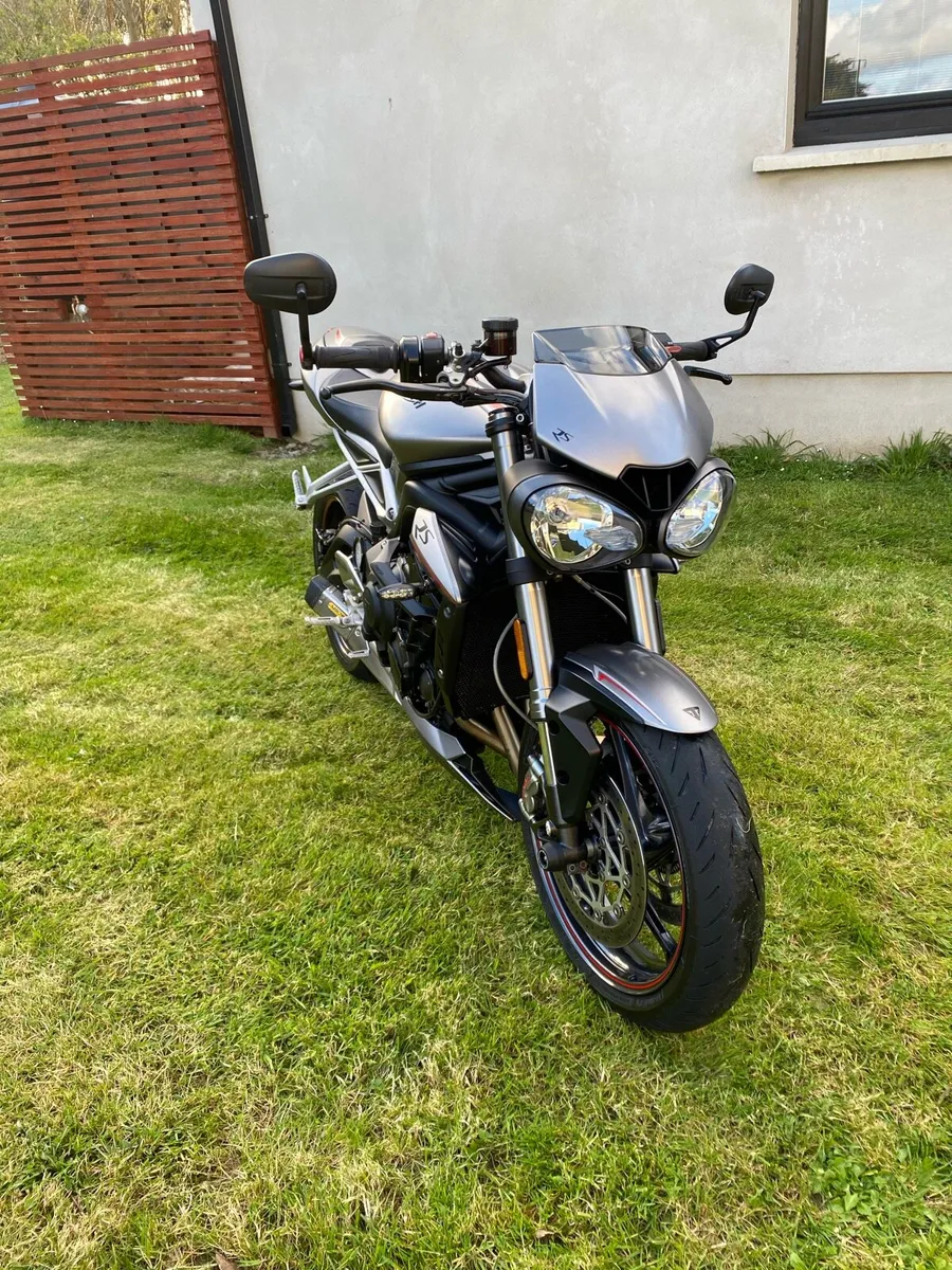 Motorcycle - Image 3