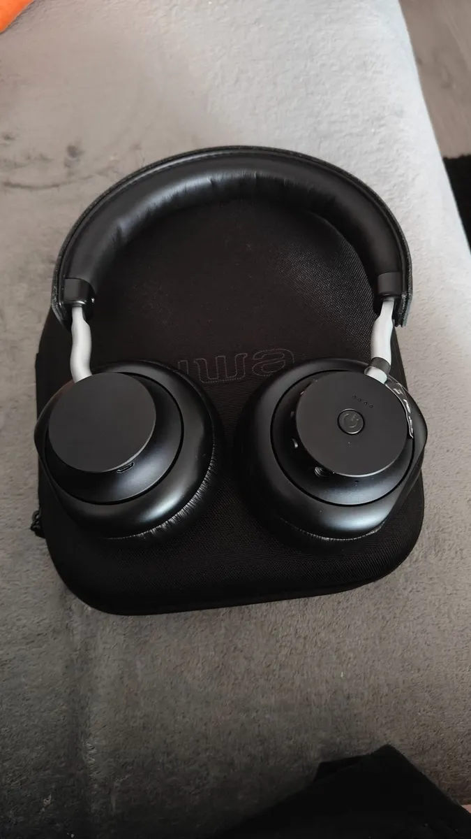 AIWA ARC-1 Bluetooth Headphones - Image 1