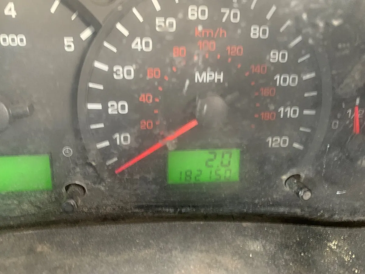 Ford Transit 2004 - Image 2