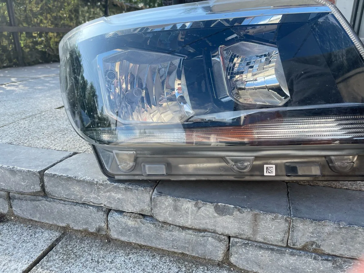 VW Crafter head light bumper - Image 3