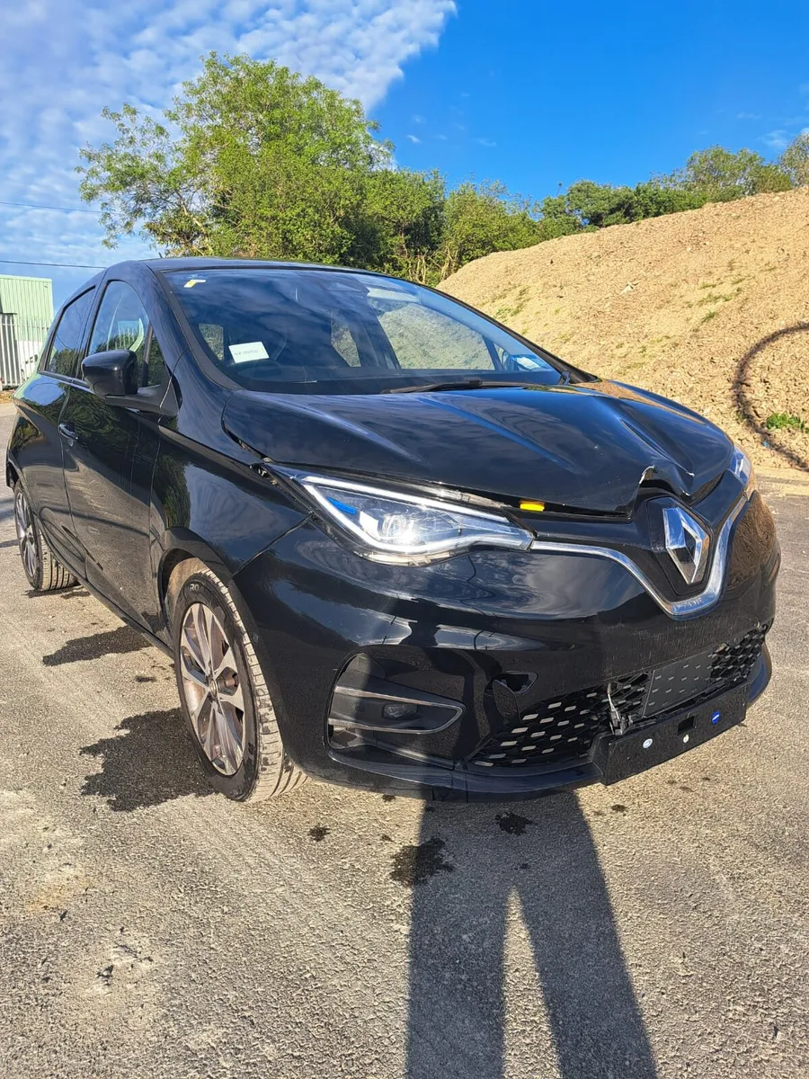 Renault Zoe 2022 EV light damage - Image 2