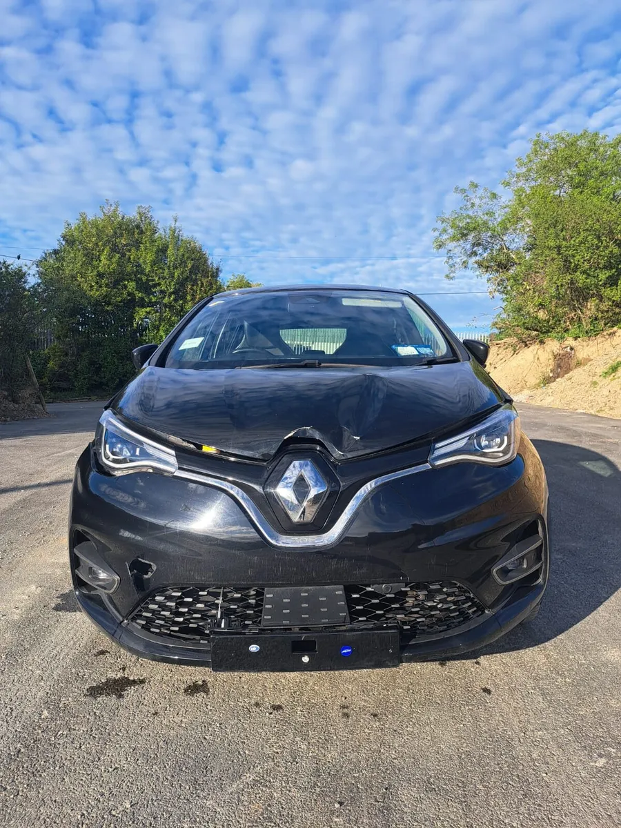 Renault Zoe 2022 EV light damage - Image 3