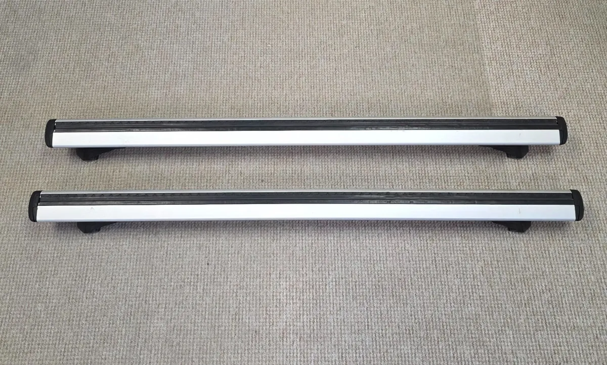 THULE roof bars - Image 1
