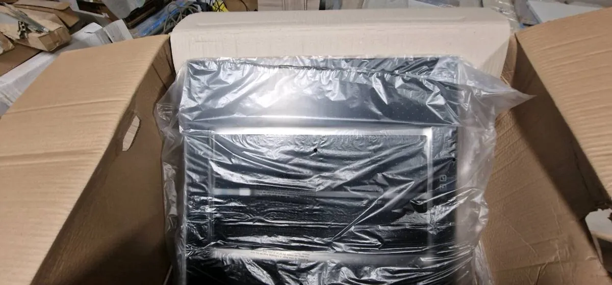black cooker hood - Image 2