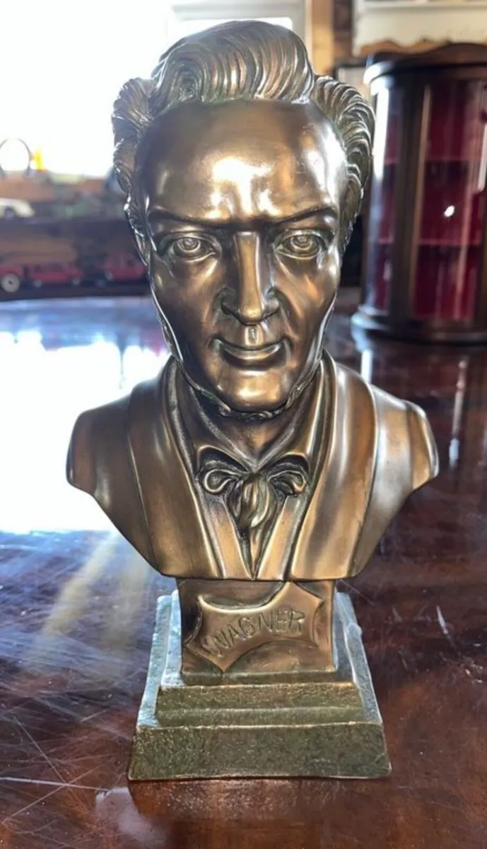 Richard Wagner bronze style bust - Image 1