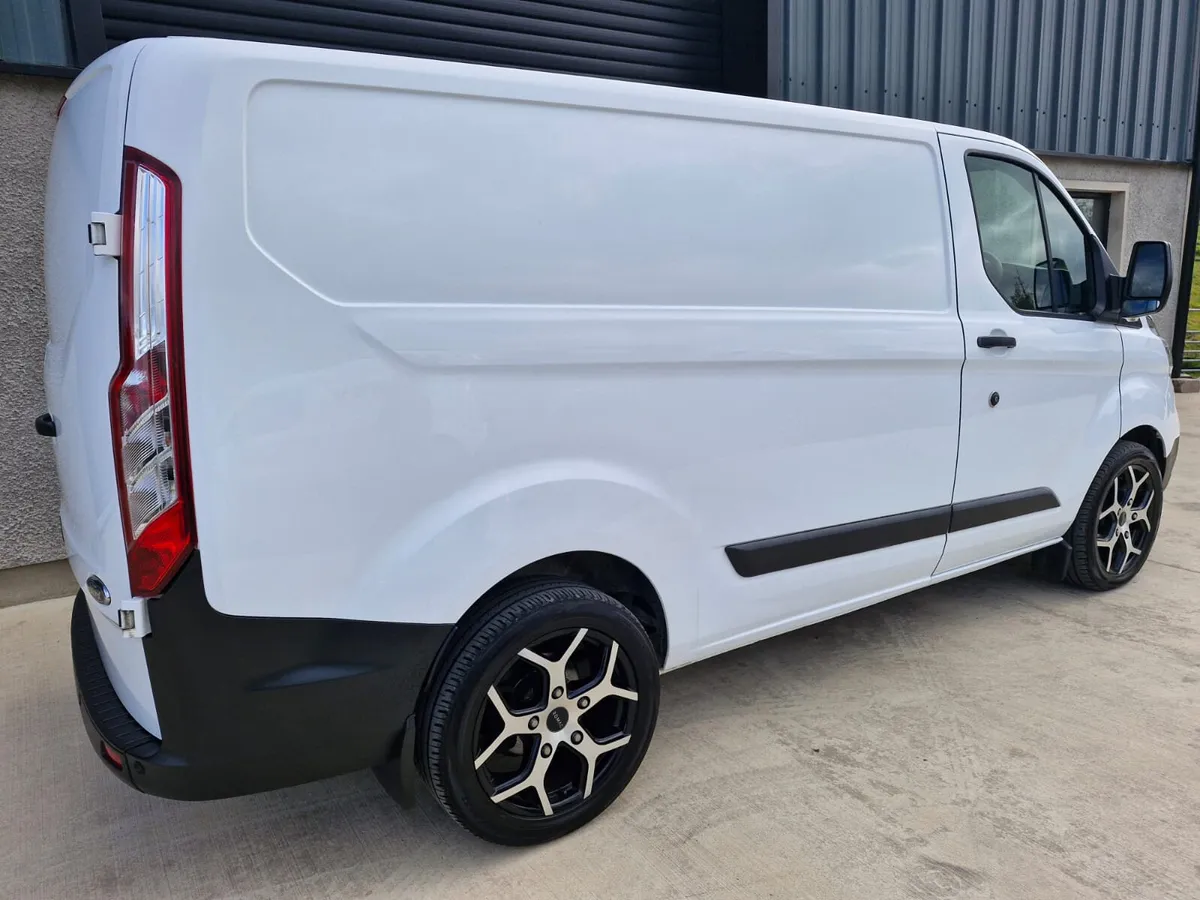 Ford Transit Custom 2021 - Image 3