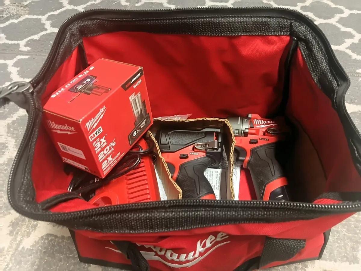Milwaukee m12 - Image 1
