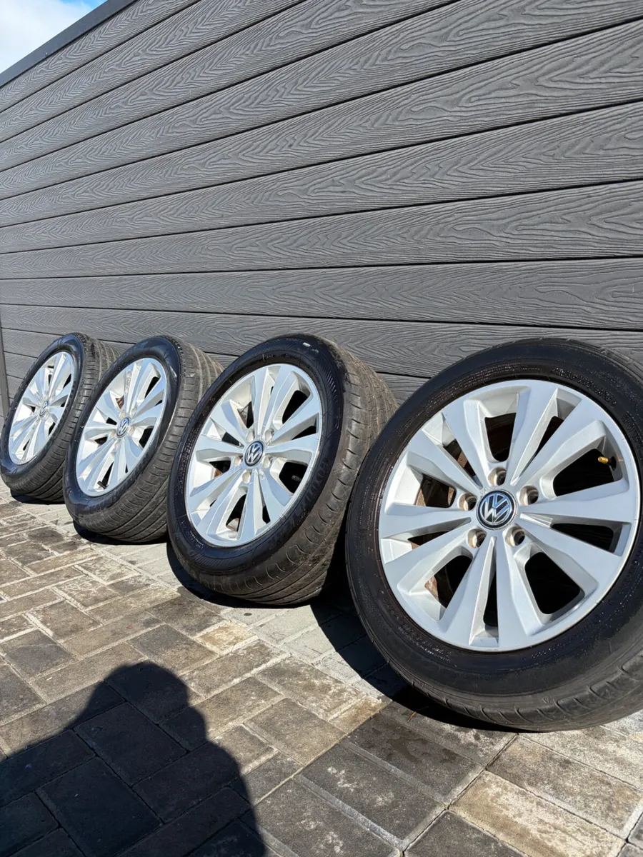 16” GENUINE VOLKSWAGEN ALLOY WHEELS & TYRES - Image 1