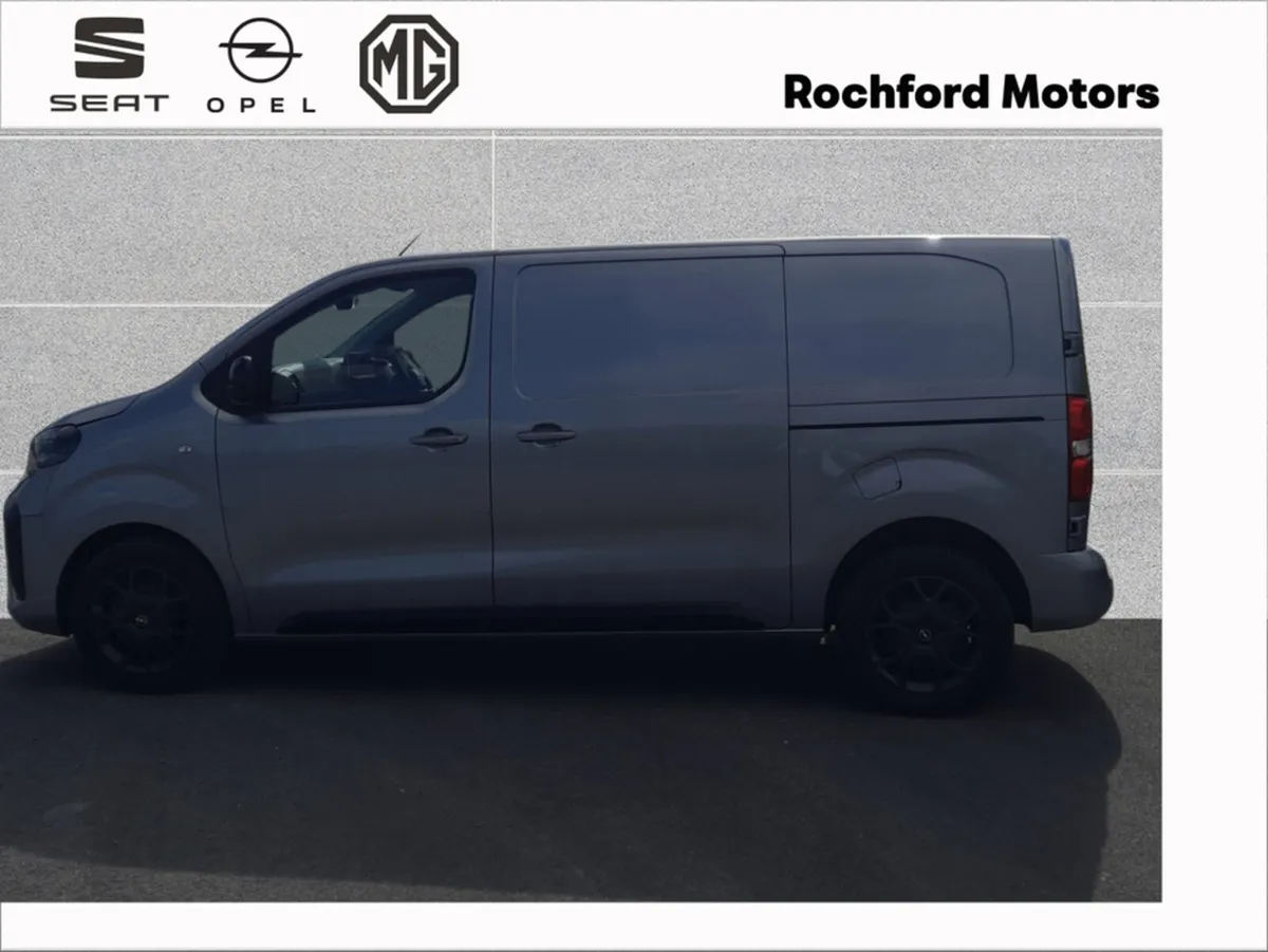 Opel Vivaro PANEL VAN SPORTIVE L1H1 - Image 3