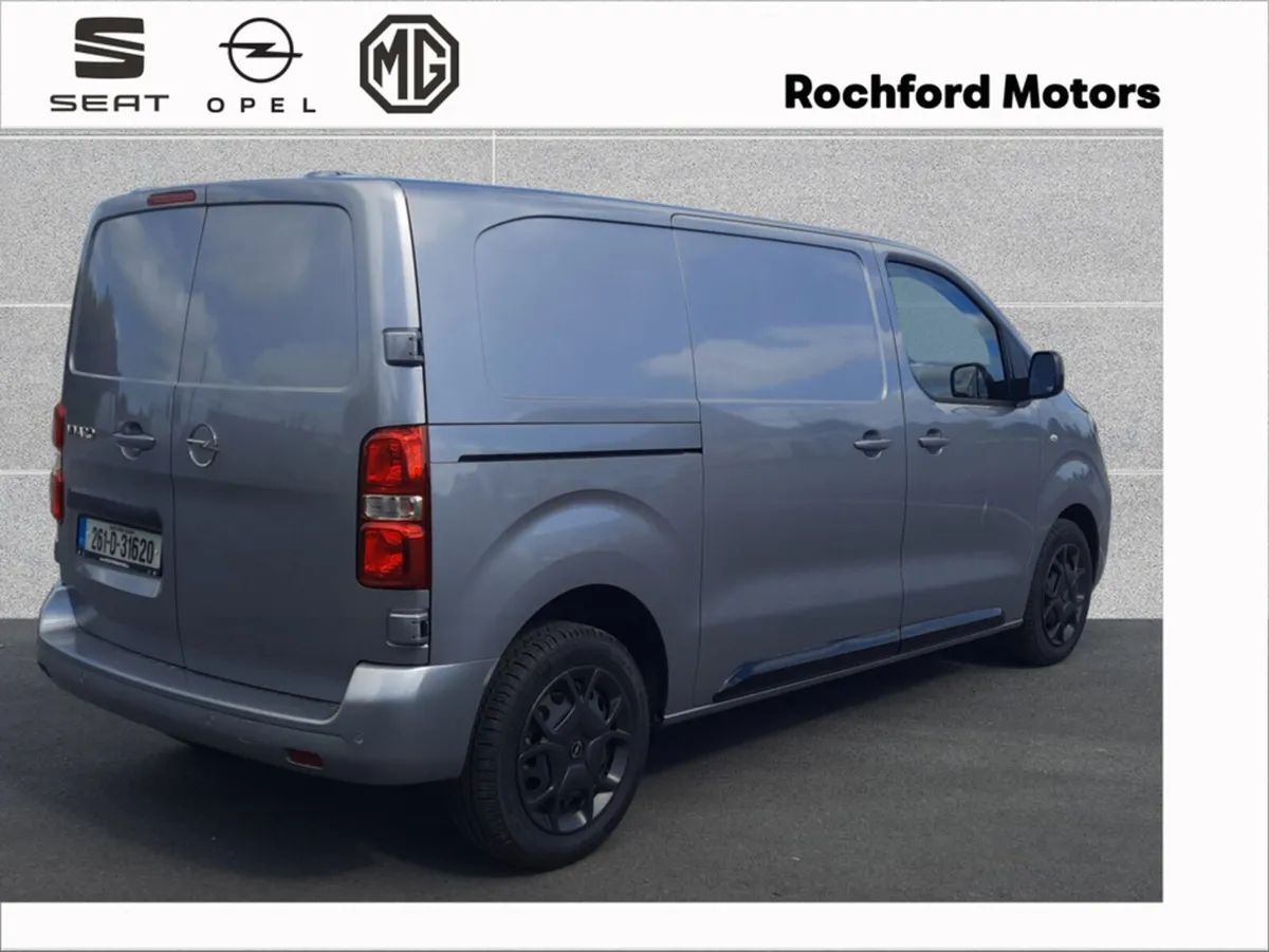 Opel Vivaro PANEL VAN SPORTIVE L1H1 - Image 4