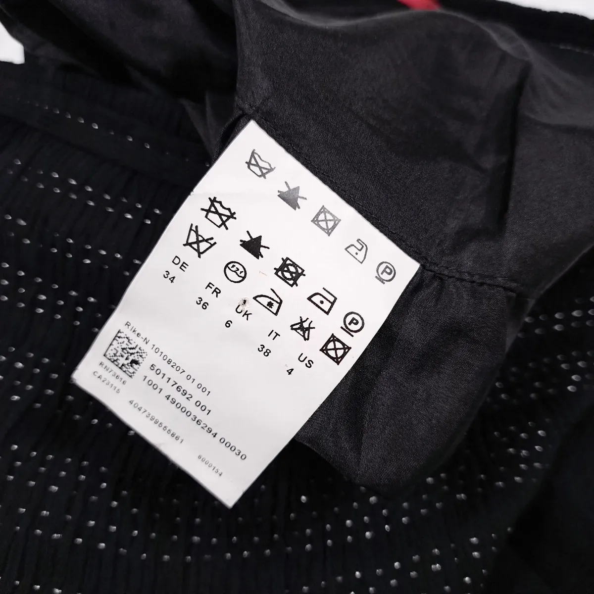 Hugo Boss Black Chiffon Silk Mini Skirt 6UK - Image 2