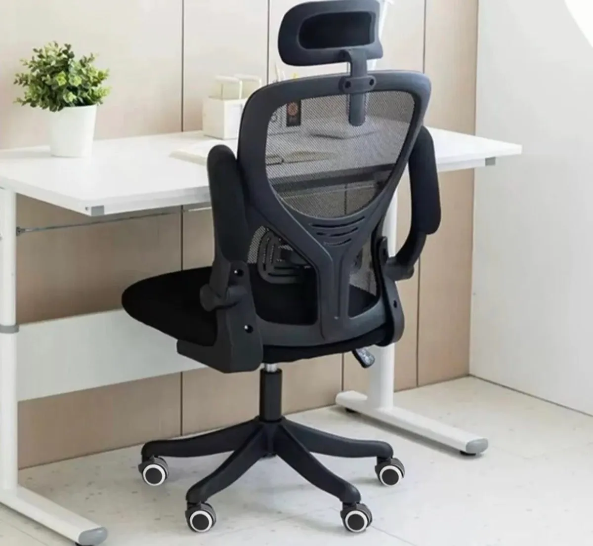 NEW Executive Office Chair with Headrest - Image 4