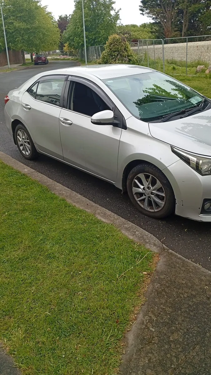 Toyota corolla - Image 1
