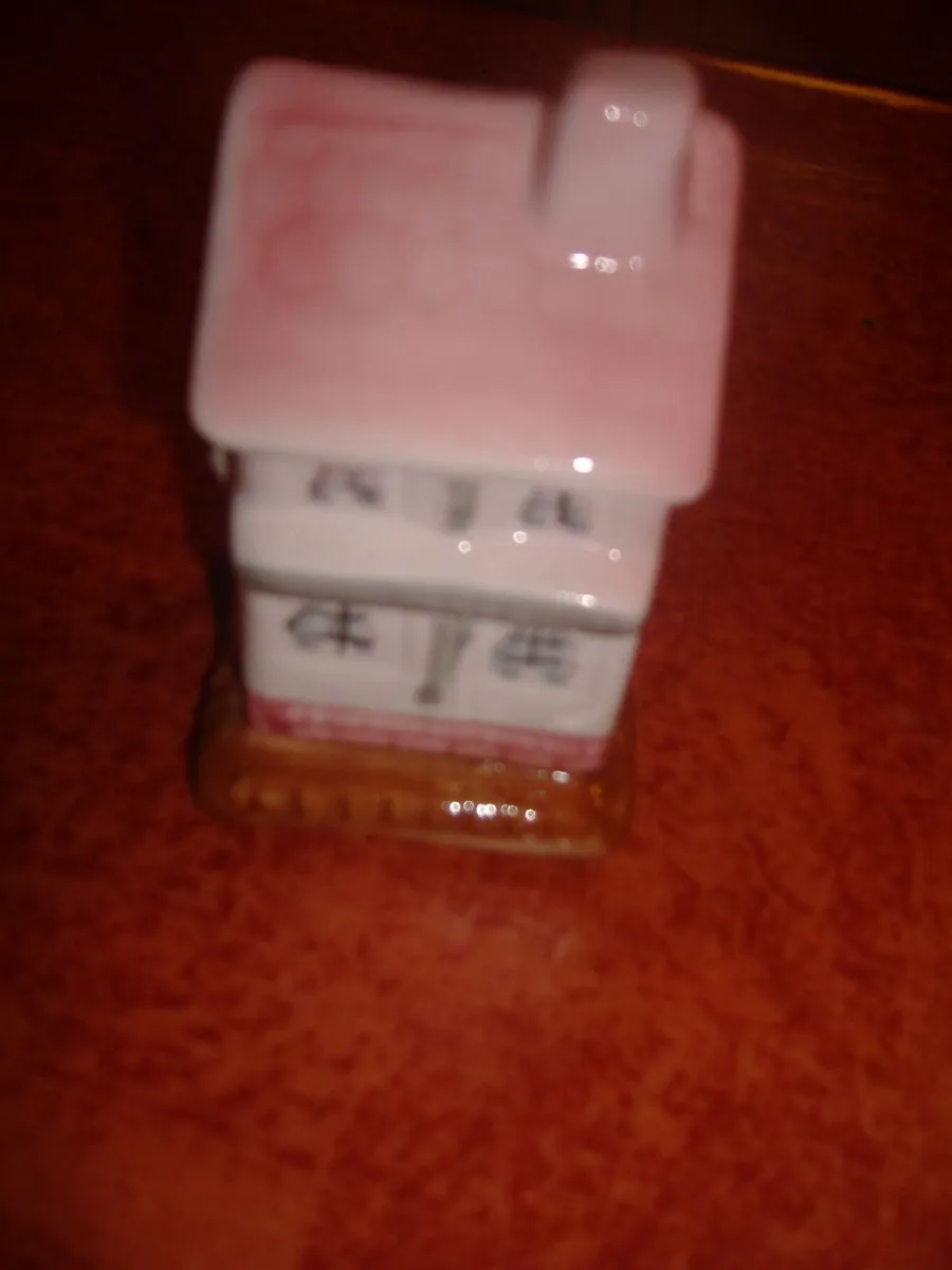 Ceramic Money Boxes x 2 for sale - Image 4