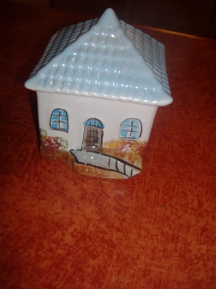 Ceramic Money Boxes x 2 for sale - Image 2