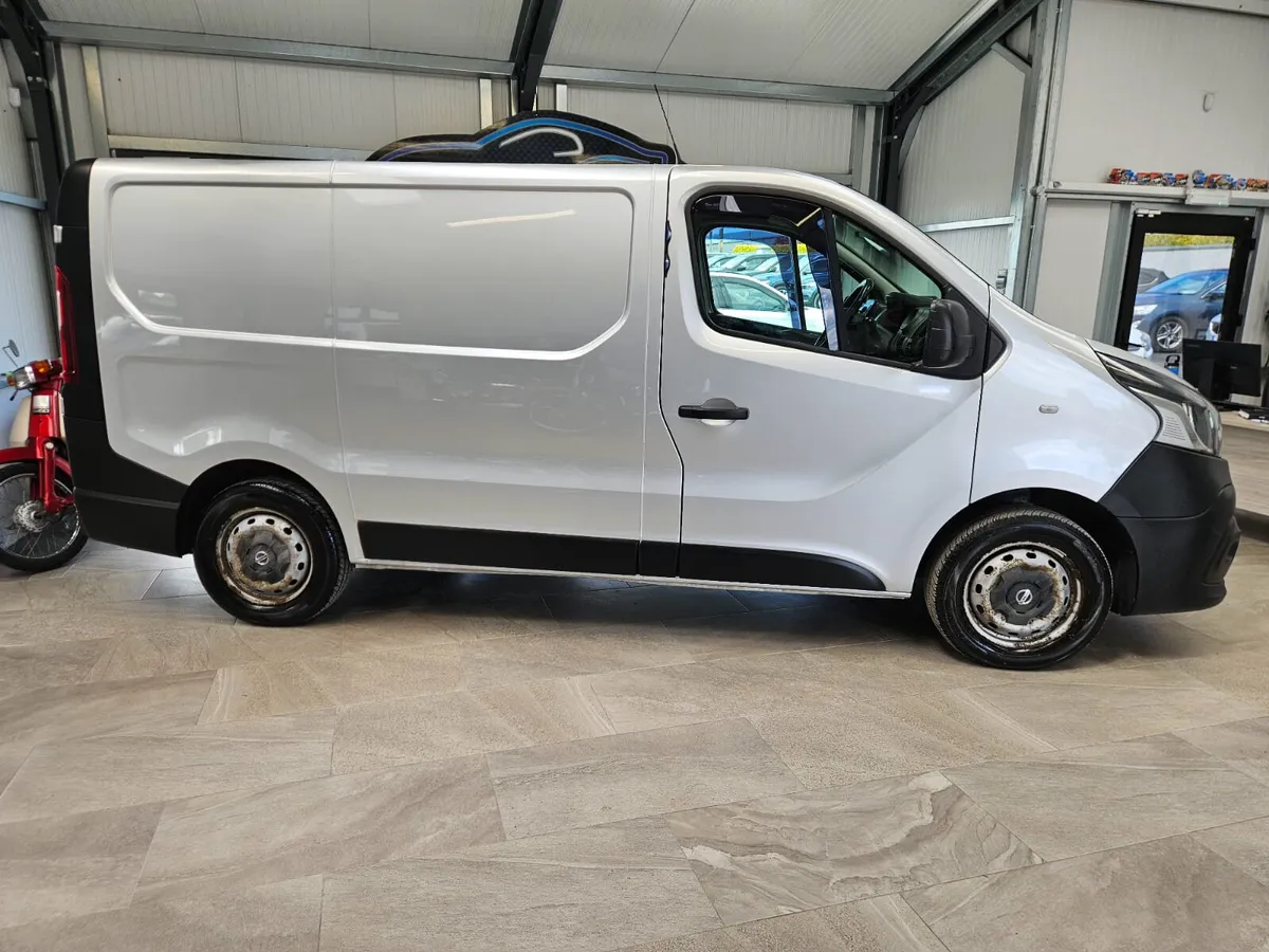 191-NISSAN NV SWB 95 XE - Image 2