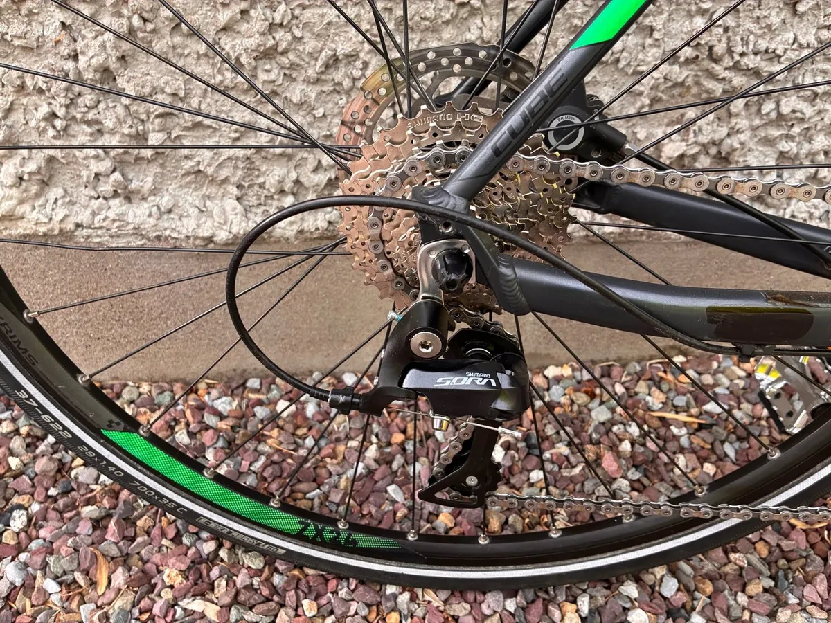 Commuter Bicycle - Cube SL Road Pro - Image 3