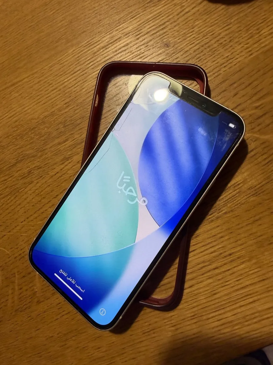iPhone 12 64 g - Image 1