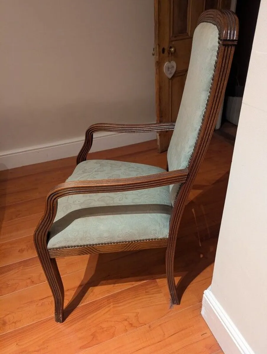 Classic 19th-century style chair - Image 1