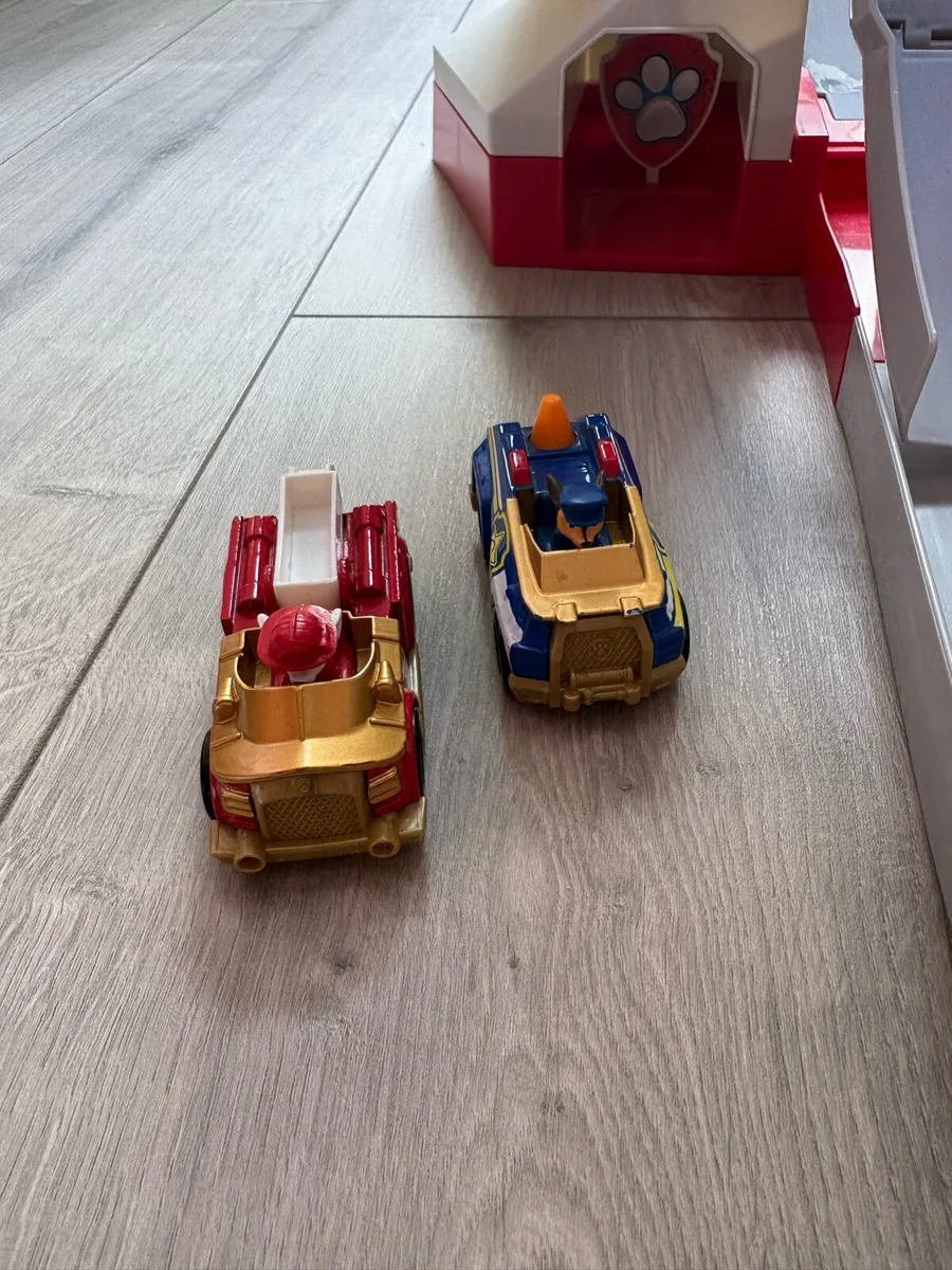 Paw Patrol tower - Image 2