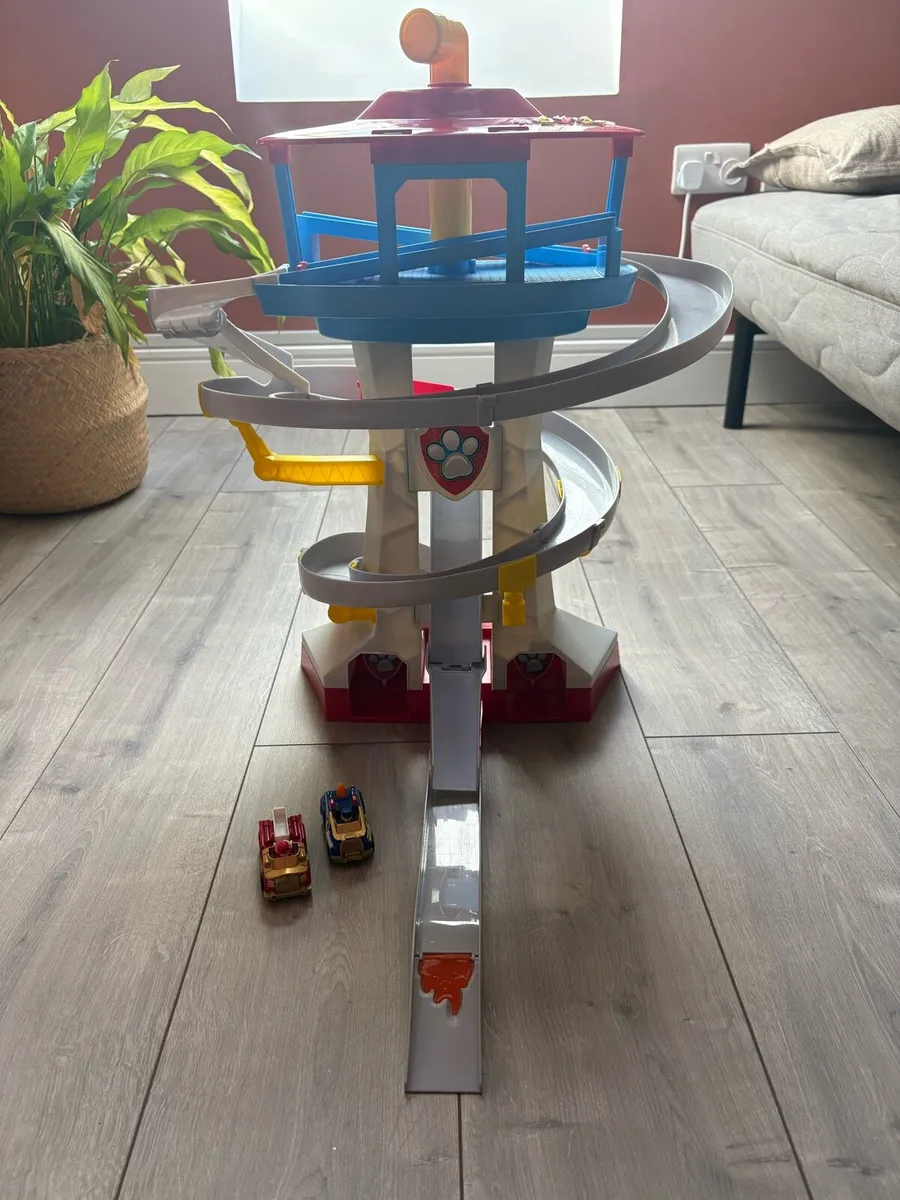 Paw Patrol tower - Image 1